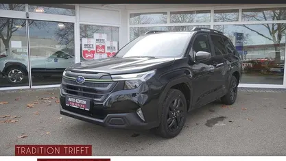 Schwarz Neu 2025 Subaru Forester Exclusive+ SUV | 42.590 € (Fairer Preis)