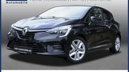 Gebraucht Renault Clio SE 67 PS (49 kW) 2021 Sternenschwarz Kleinwagen