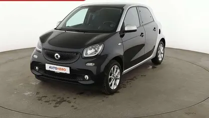 Usado Smart ForFour Basis 90 HP (66 kW) 2017 Preto Citadino