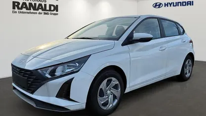 Gebraucht Hyundai i20 Select 79 PS (58 kW) 2025 Limousine