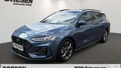 Chromablau metallic Gebraucht 2025 Ford Focus ST-Line X Kombi | 28.650 € (Fairer Preis)