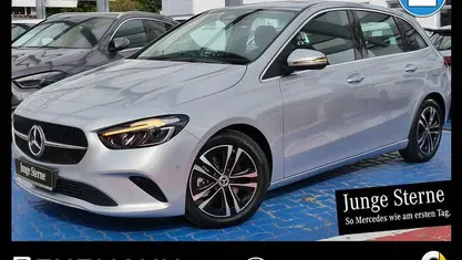 Lack hightechsilber (metallic) Gebraucht 2024 Mercedes B220 Progressive Van / Kleinbus | 33.990 € (Fairer Preis)