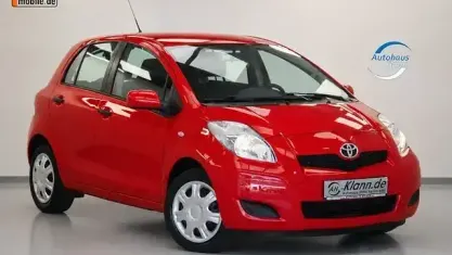 Gebraucht Toyota Yaris Cool 214 PS (157 kW) 2009 Rot Kleinwagen