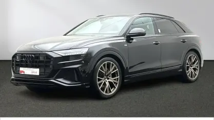 Gebraucht Audi Q8 Ambiente 286 PS (210 kW) 2023 Mythosschwarz metallic SUV