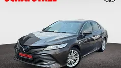 Gebraucht 2020 Toyota Camry Hybrid Executive Limousine | 26.979 €