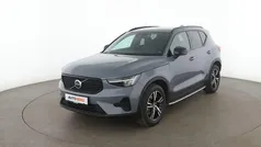 Grau Gebraucht 2023 Volvo XC40 Plus SUV | 36.150 € (Fairer Preis)
