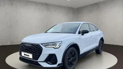 Gebraucht Audi Q3 Sportback S-Line 150 PS (110 kW) 2023 Gletscherweiß metallic SUV