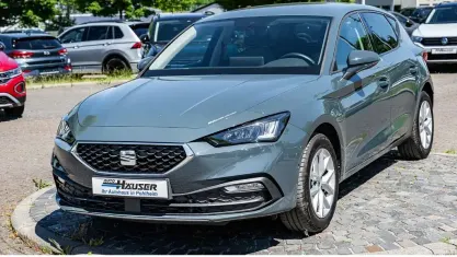 Gebraucht Seat Leon Style 150 PS (110 kW) 2025 Blau Limousine