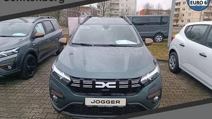 Gebraucht Dacia Jogger Extreme 101 PS (74 kW) 2024 Grün schwarz Van / Kleinbus