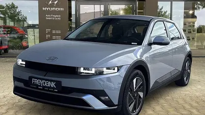 Cyber grey Gebraucht 2025 Hyundai Ioniq 5 Dynamiq SUV | 37.999 € (Fairer Preis)