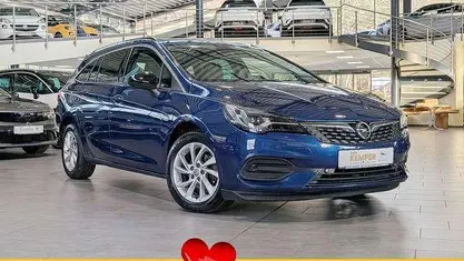 Blau Gebraucht 2022 Opel Astra Elegance Kombi | 16.850 € (Fairer Preis)