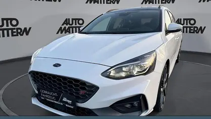 Frostweiß Gebraucht 2021 Ford Focus ST Kombi | 27.690 € (Fairer Preis)