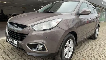 Gebraucht Hyundai ix35 Style 136 PS (100 kW) 2011 Cashmere brown SUV