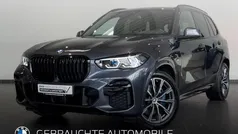 Grau Gebraucht 2022 BMW X5 M Sport SUV | 54.888 € (Fairer Preis)