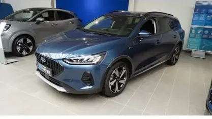 Gebraucht Ford Focus Active 125 PS (91 kW) 2024 Blau Kombi