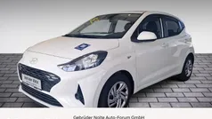Weiss / Neu 2025 Hyundai i10 Select Kleinwagen | 15.790 € (Fairer Preis)