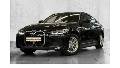 Gebraucht 2023 BMW i4 Sport Line Limousine | 39.870 € (Fairer Preis)