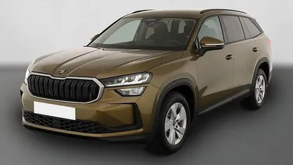 Gold bronze metallic Neu 2025 Skoda Kodiaq Selection SUV | 46.295 € (Superpreis)