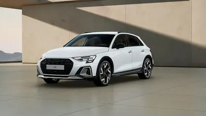 Gebraucht 2025 Audi A3 Sport Limousine | 38.820 € (Fairer Preis)