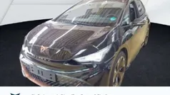Mythosschwarz Gebraucht 2024 Cupra Born Kleinwagen | 31.970 € (Guter Preis)