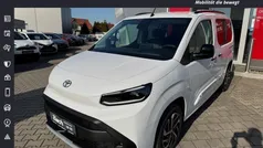 Icy white Gebraucht 2025 Toyota Proace Verso City Kombi | 41.720 € (Etwas zu teuer)