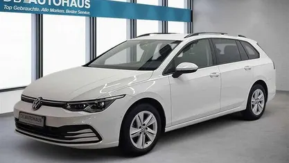 Gebraucht 2023 VW Golf VIII Life Kombi | 20.690 € (Fairer Preis)