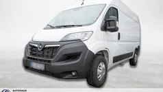 Weiss Gebraucht 2024 Opel Movano Edition Van | 26.490 € (Guter Preis)