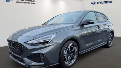 Neu Hyundai i30 N Line 140 PS (102 kW) 2025 Grau Limousine