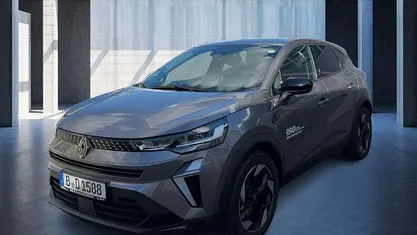 Grau Gebraucht 2025 Renault Captur Techno SUV | 21.990 € (Fairer Preis)