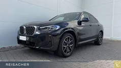 Carbonschwarz metallic Gebraucht 2024 BMW X4 M Sport SUV | 52.899 € (Superpreis)