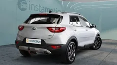 Grau Gebraucht 2020 Kia Stonic Vision SUV | 13.970 € (Fairer Preis)
