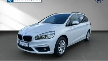 Gebraucht BMW 218 Advantage 136 PS (100 kW) 2015 Weiß Limousine