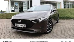 Silber (titanium flash) Gebraucht 2021 Mazda 3 Selection Limousine | 18.829 € (Fairer Preis)