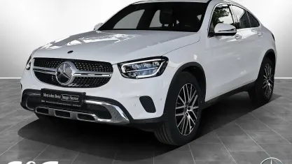 Gebraucht Mercedes GLC300 258 PS (189 kW) 2023 Unilack polarweiß SUV