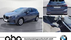 Grau Gebraucht 2022 BMW 218 Active Tourer Van / Kleinbus | 25.990 € (Fairer Preis)