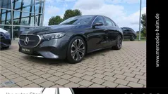 Grau Gebraucht 2024 Mercedes E200 Advanced Limousine | 47.450 € (Fairer Preis)