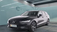 Schwarz Gebraucht 2022 Volvo V60 Plus Kombi | 35.440 € (Fairer Preis)