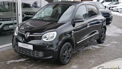 Usata Renault Twingo Urban Night 60 kW (82 CV) 2022 Nero Utilitaria
