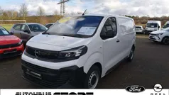 Lackierung weiss icy/typ ausse Gebraucht 2024 Opel Vivaro Edition Van | 26.900 € (Guter Preis)