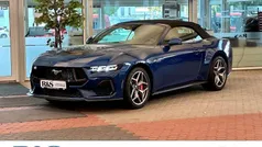 Atlasblau metallic Neu 2025 Ford Mustang GT Convertible Cabrio | 56.490 € (Superpreis)