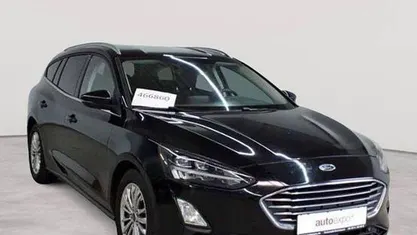 Gebraucht Ford Focus Titanium 150 PS (110 kW) 2020 Obsidianschwarz metallic Kombi