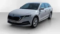 Weiß Gebraucht 2023 Skoda Octavia Style Kombi | 30.990 € (Fairer Preis)