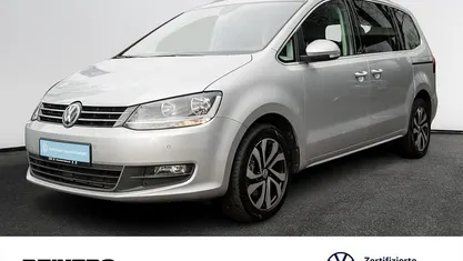 Second-hand VW Sharan Active 150 CP (110 kW) 2022 Argintiu Monovolum