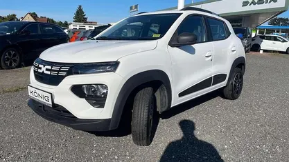 Gebraucht 2023 Dacia Spring Essentiel Kleinwagen | 12.998 € (Fairer Preis)