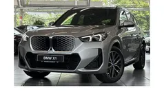 Silber Neu 2025 BMW iX1 M Sport SUV | 49.990 € (Fairer Preis)