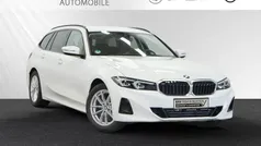 Alpinweiss Gebraucht 2024 BMW 318 Comfort Edition Kombi | 36.899 € (Fairer Preis)