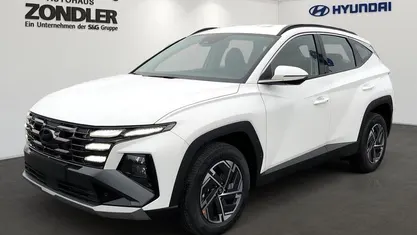 Neu Hyundai Tucson Select 215 PS (158 kW) 2025 Sol (weiss SUV