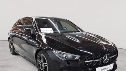 Gebraucht Mercedes CLA200 Shooting Brake AMG line 163 PS (119 kW) 2022 Kosmosschwarz metallic Kombi