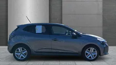 Dolomitgrau Gebraucht 2025 Renault Clio V Evolution Kleinwagen | 19.590 € (Fairer Preis)