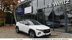 Weiß Gebraucht 2021 Hyundai Tucson Select SUV | 21.950 € (Guter Preis)